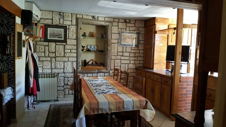Hotel Aux Chambres Sussuriennes
