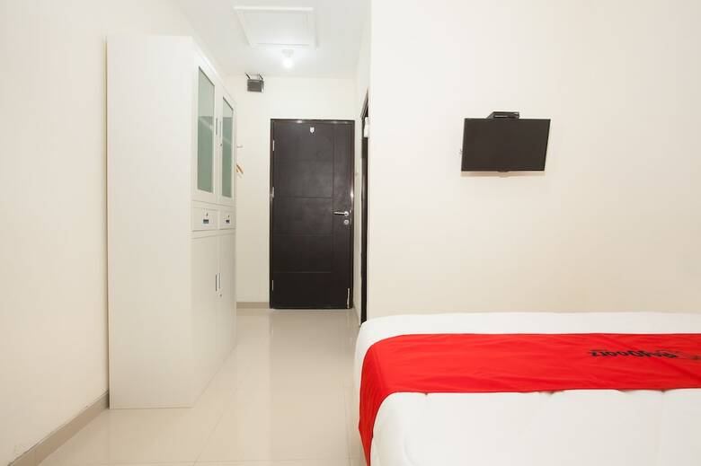 Hotel Reddoorz Plus Near Upn Veteran 2