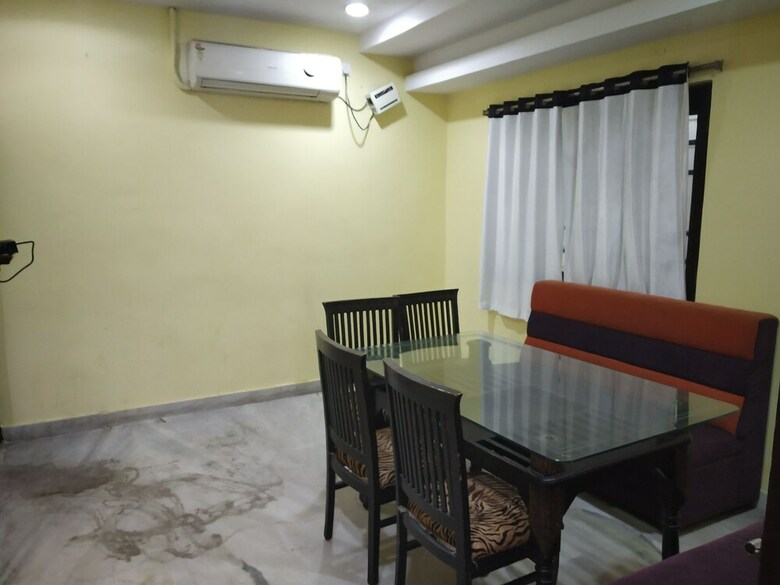 Hotel Grand Seasons