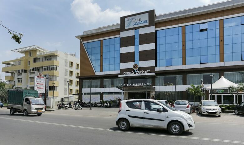 Hotel Treebo Trend Rajathadri Palace