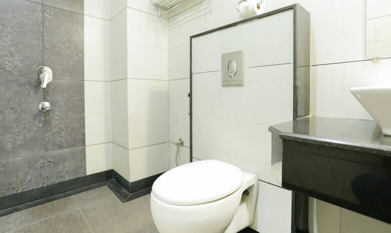 Hotel Treebo Trend Rajathadri Palace