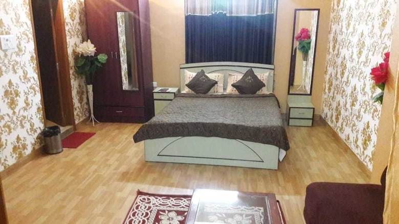 Hotel Jypore Saffron Inn & Suites