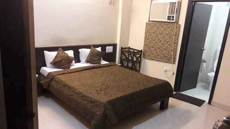 Hotel Jypore Saffron Inn & Suites