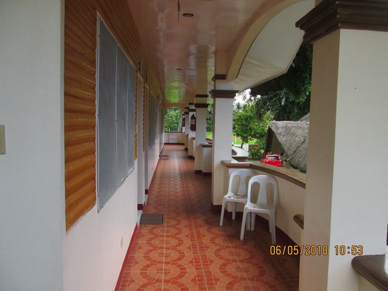 Hotel Agm Beachfront Resort & Resto