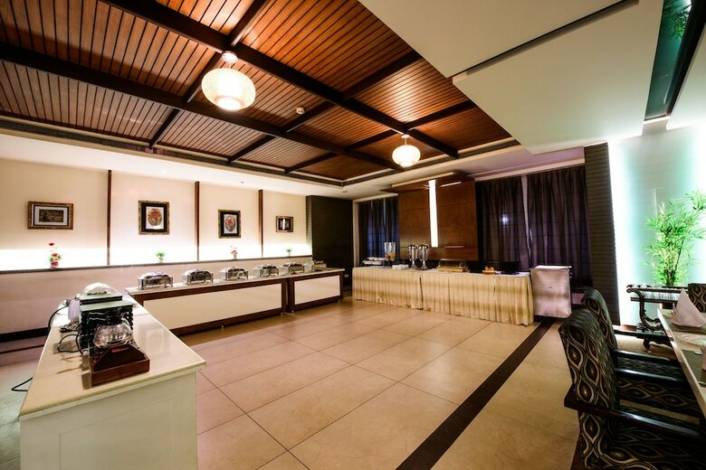 Hotel Majestic Grand