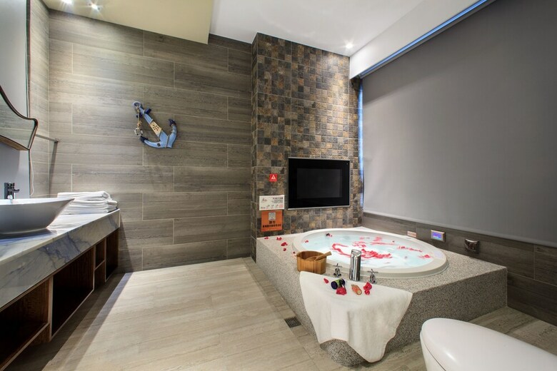 Hotel Chen He Spa Motel