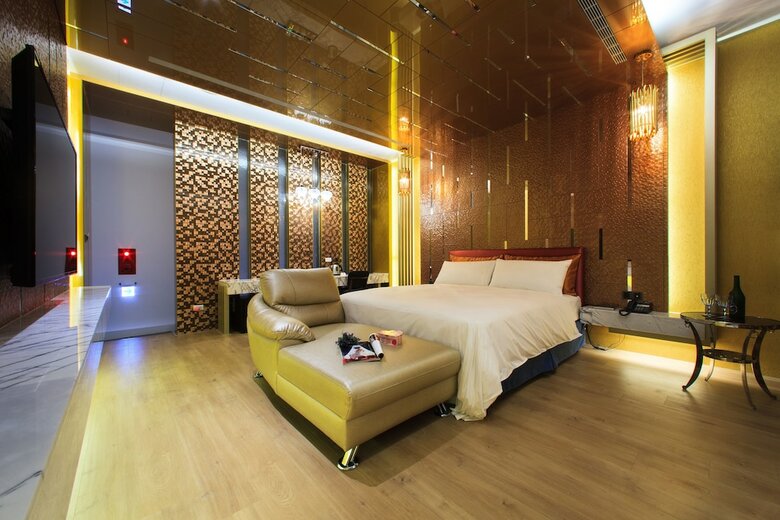 Hotel Chen He Spa Motel