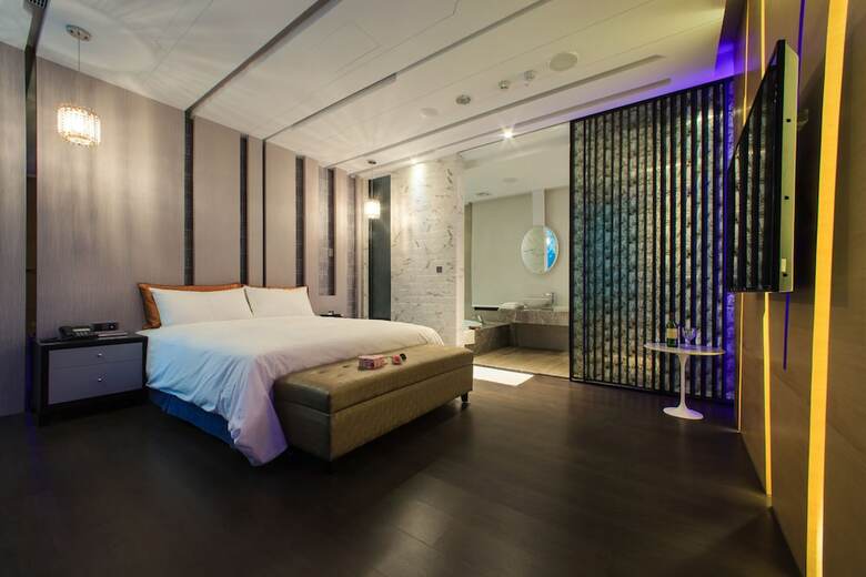 Hotel Chen He Spa Motel