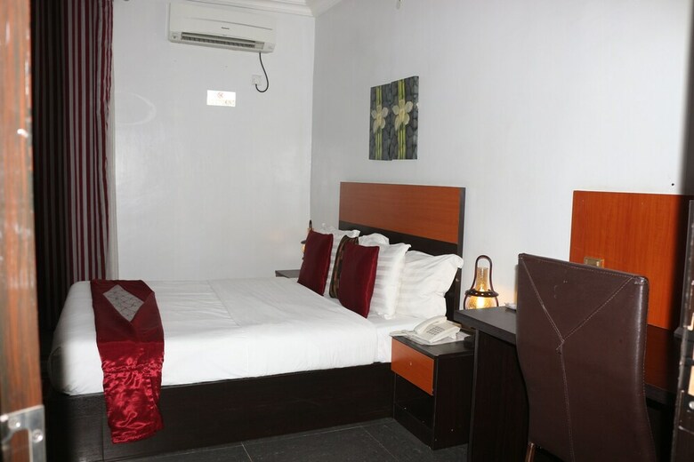 Fresh Spring Hotels & Towers