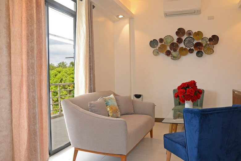 The Greenhive Hotel