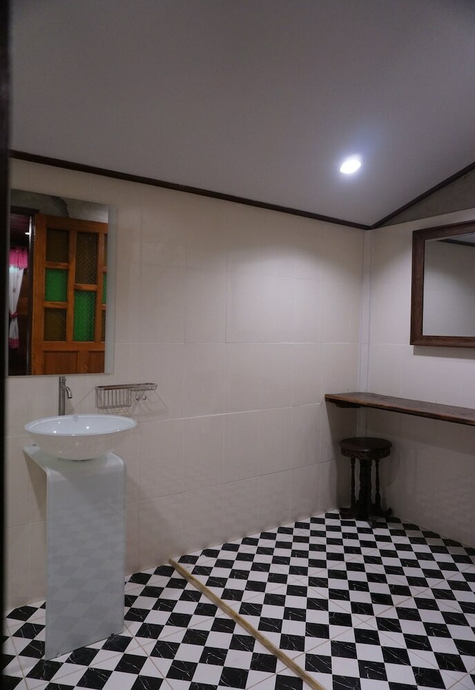 Hotel Raipingwang Resort