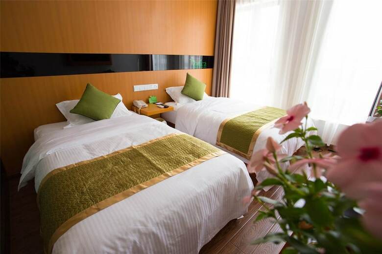 Vatica Xuzhou Wanda Plaza Hotel