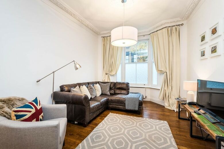 Apartamentos Stunning Spacious 4bd House With Garden - Sleeps 8