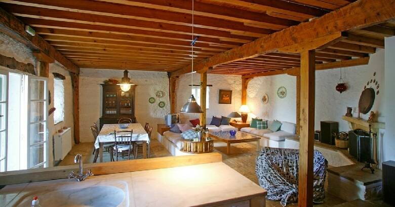 Villa Old House
