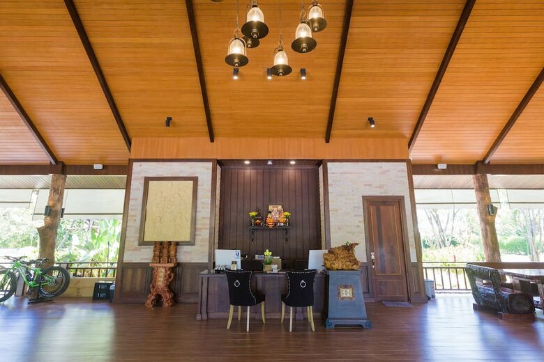 Hotel Nernkhao Resort