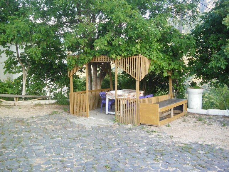 Hostal Karadut Pansiyon Nemrut