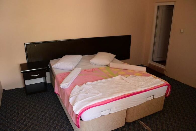 Hostal Karadut Pansiyon Nemrut