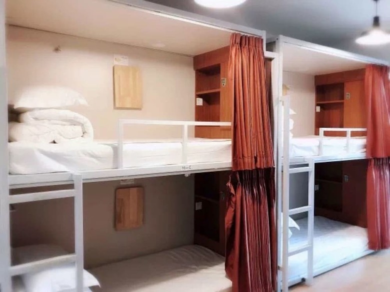 Hostal Bookwonder Hostel