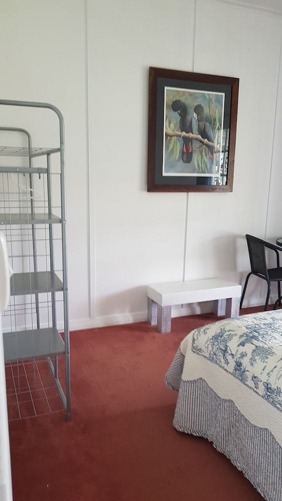 Cabana Redtail Ridge Cottages - Adults Only