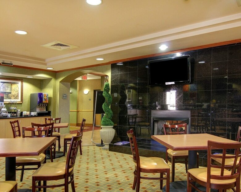 Hotel Comfort Suites El Paso West