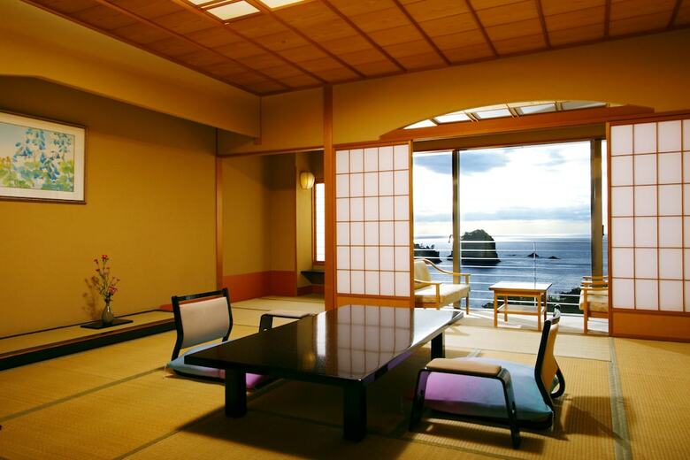 Hotel Dogashima New Ginsui