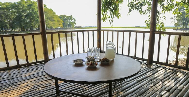 Hotel Moe Yun Gyi Wetlands Resort