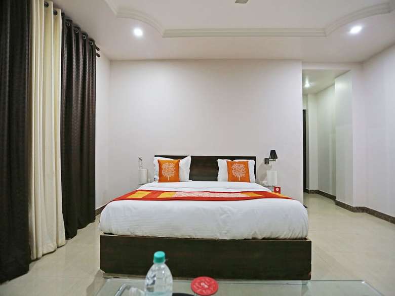 Oyo 4635 Sheetal Hotel