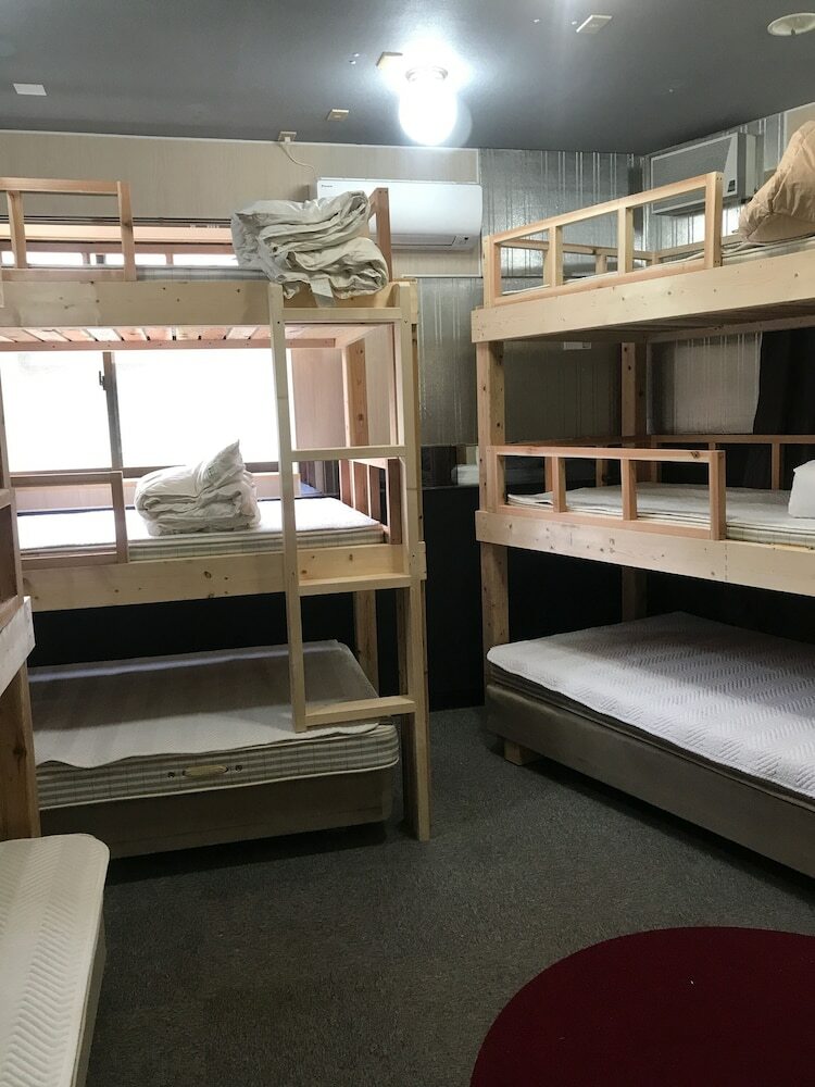 Hostal Gotou Hotel - Hostel
