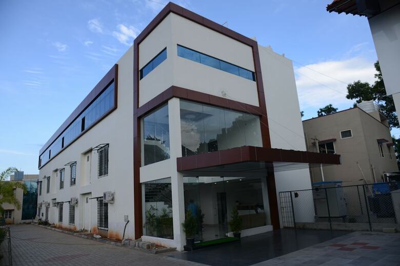 Hotel Rr Grand