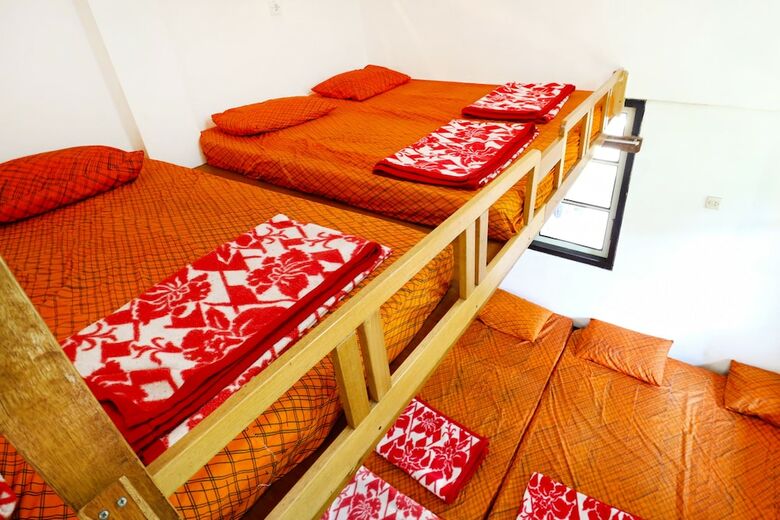 Hotel Pondok Buah Sinuan