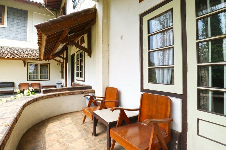 Hotel Pondok Buah Sinuan