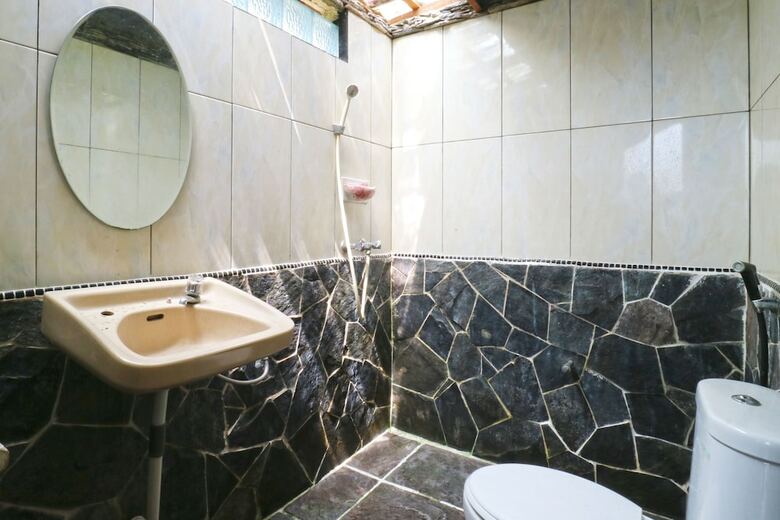 Hotel Pondok Buah Sinuan