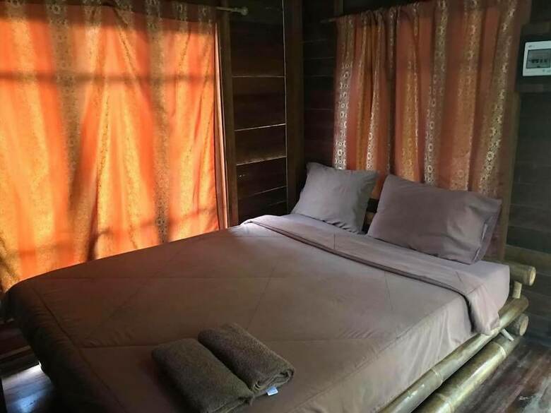 Hotel Suchanaree At Leam Ngop