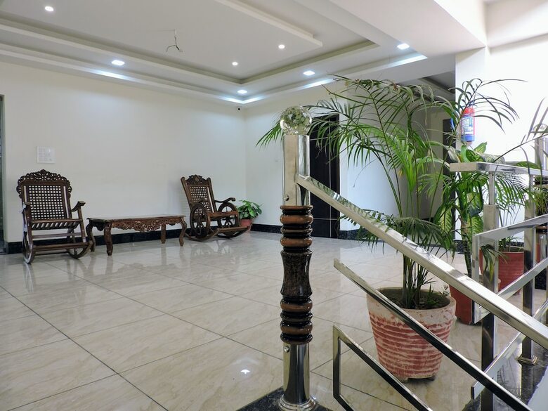 Hotel Raj Mahal