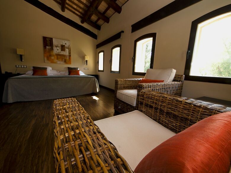 Mol� Blanc Hotel