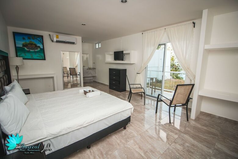 Hotel Awazul Bacalar