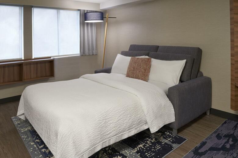 Travelodge Hotel By The Falls