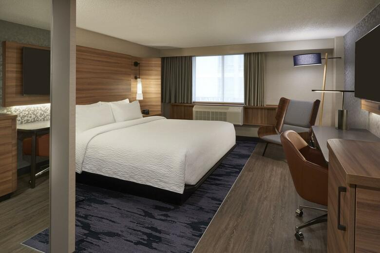 Travelodge Hotel By The Falls