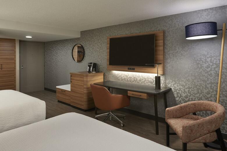 Travelodge Hotel By The Falls
