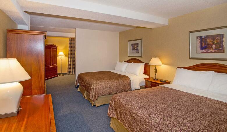 Imperial Hotel & Suites