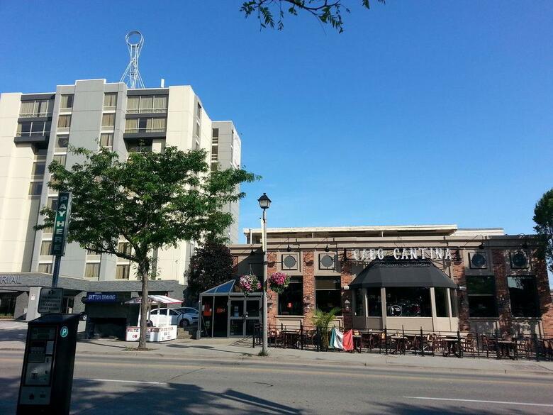 Imperial Hotel & Suites