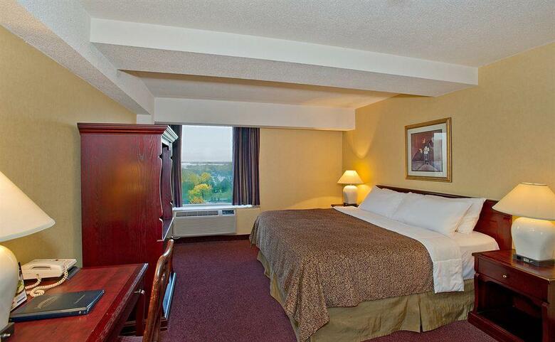 Imperial Hotel & Suites