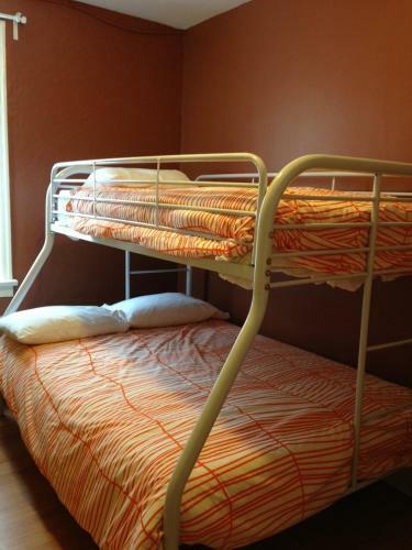 Hostelling International Niagara Falls