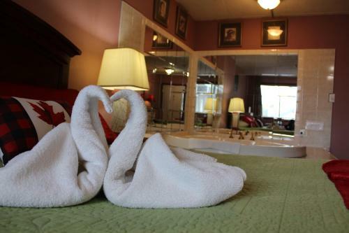 Motel Ritz Inn Niagara & Wedding Chapel