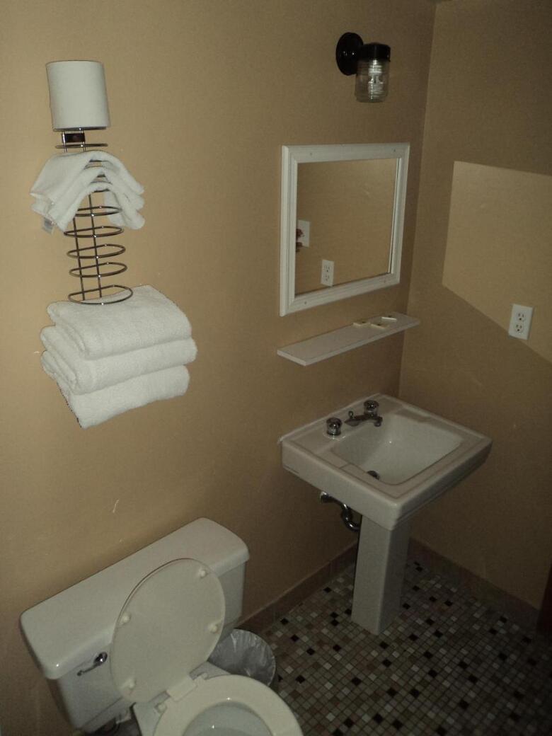 Oasis Motel