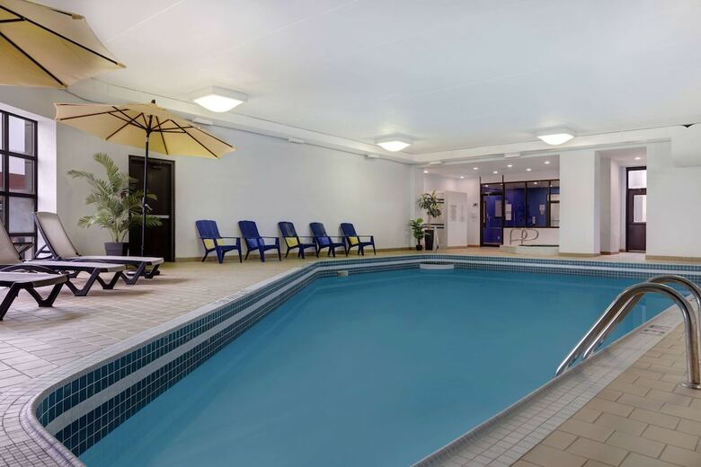 Hotel Days Inn - Niagara Falls, Near The Falls