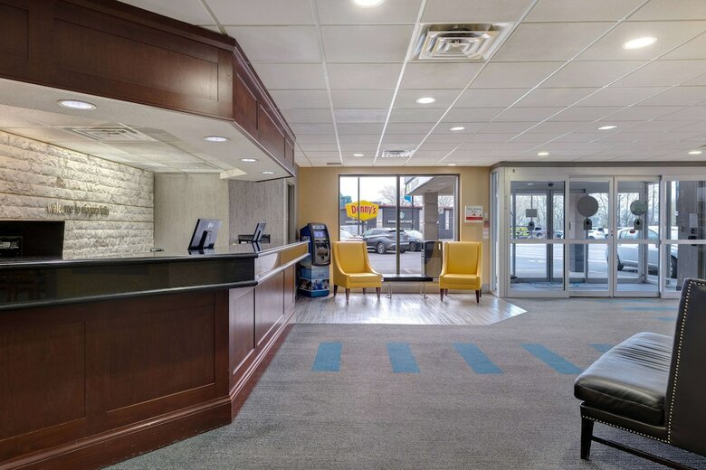 Hotel Days Inn - Niagara Falls, Near The Falls