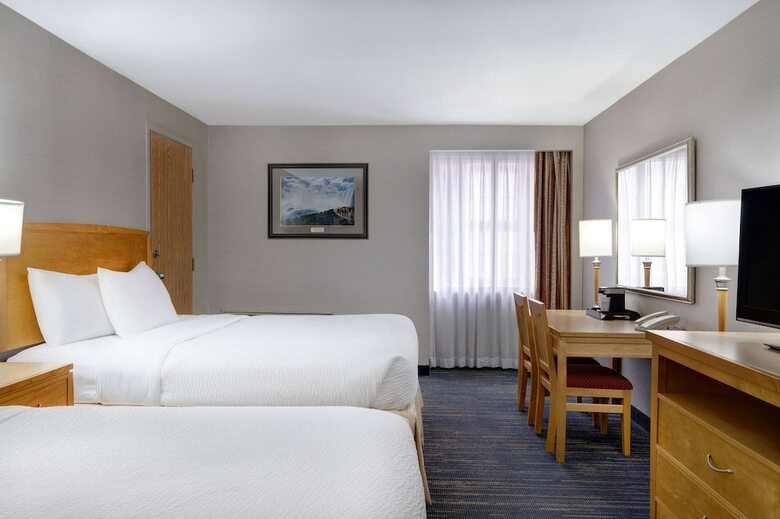 Hotel Days Inn - Niagara Falls, Near The Falls