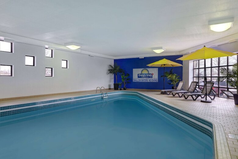 Hotel Days Inn - Niagara Falls, Near The Falls
