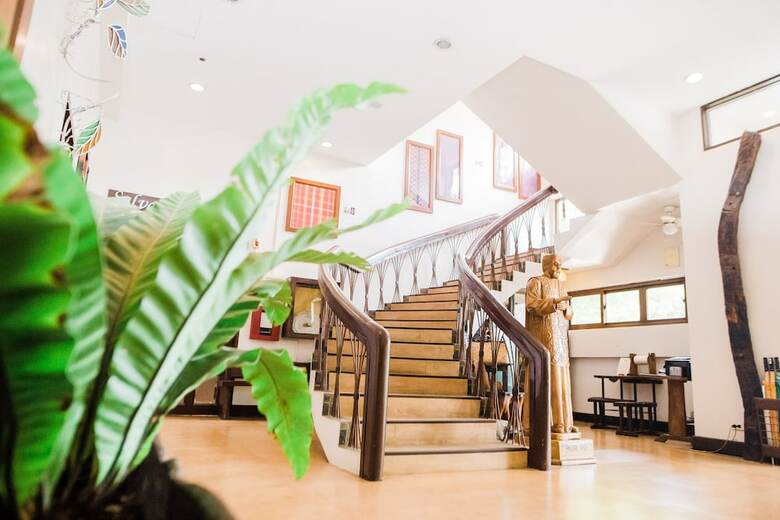 Hotel Nature's Village Resort
